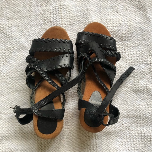 Ecote strapped leather wedge - Picture 2 of 7